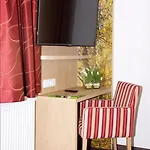 Restaurant Perschler בית הארחה 4*