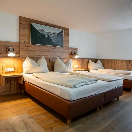 Affittacamere Restaurant Perschler 4*